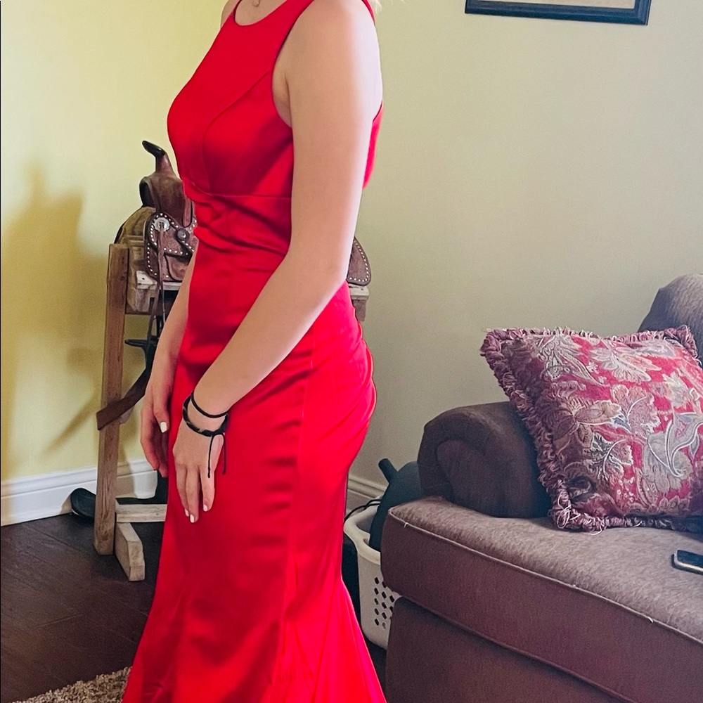 red sherri hill size 8 prom dress